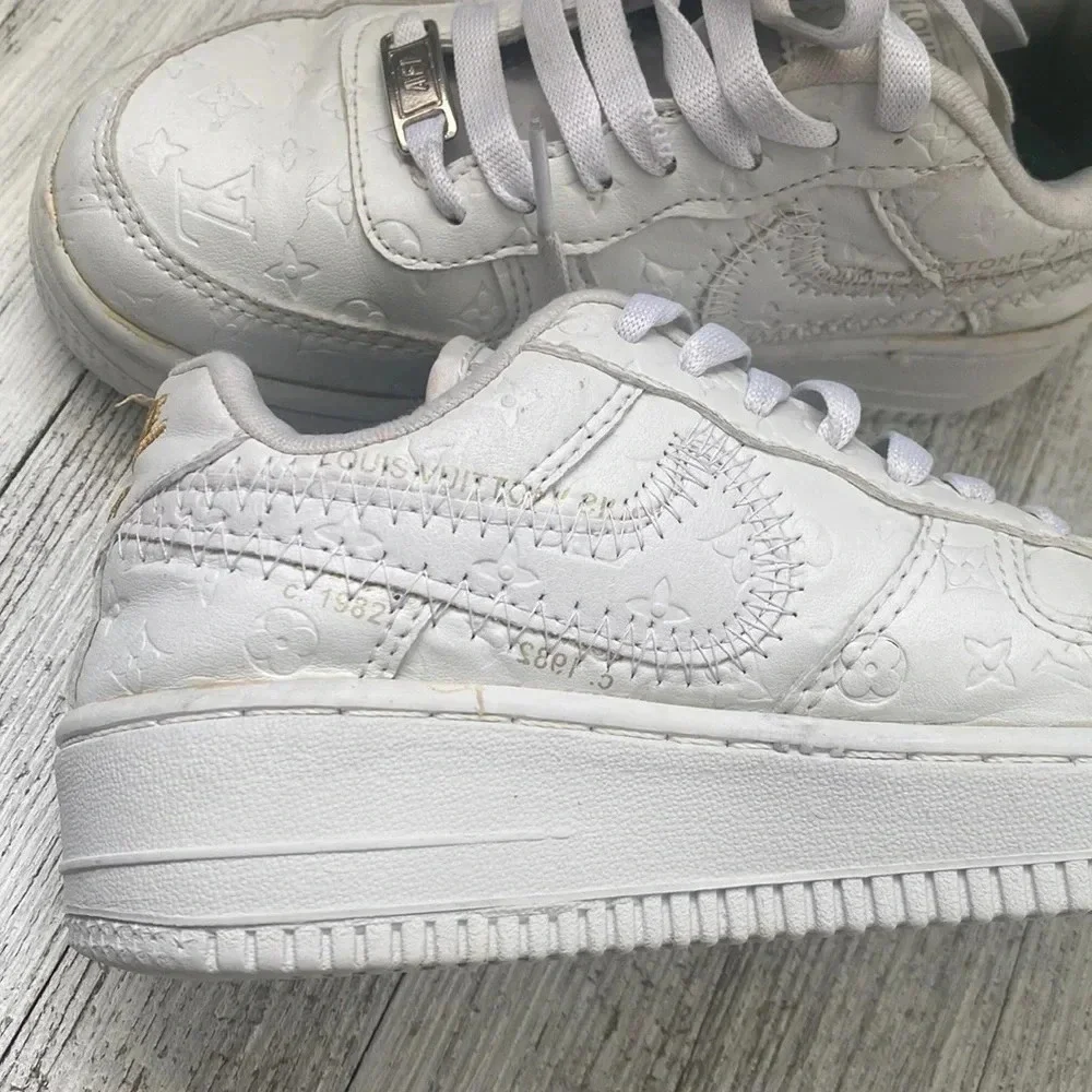 Nike Air Force 1